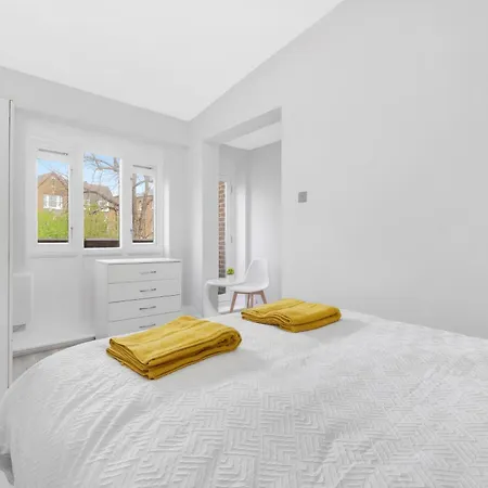Waterside 4 Bed Apartment Londres Extérieur photo